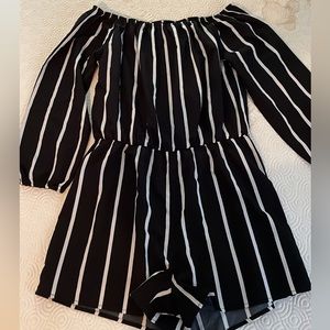 Size L striped romper
